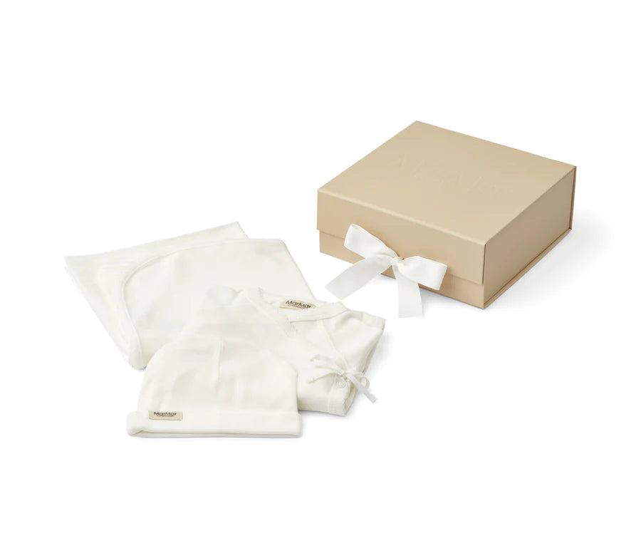 Newborn Gift Set 3pc - Footie Hat and Blanket White